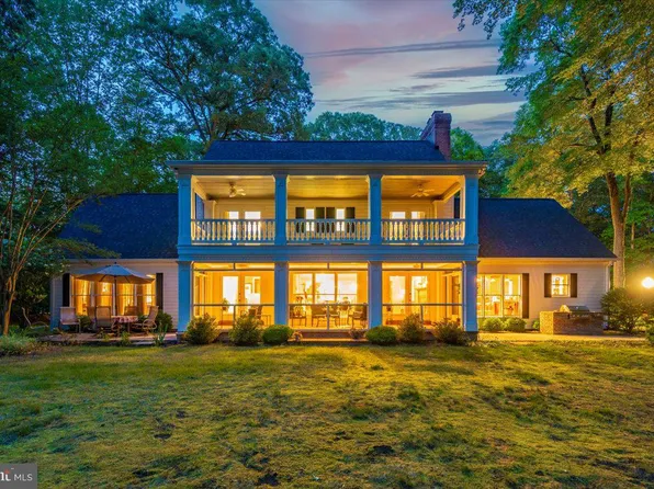 12124 Palisades Dr, Dunkirk, MD 20754