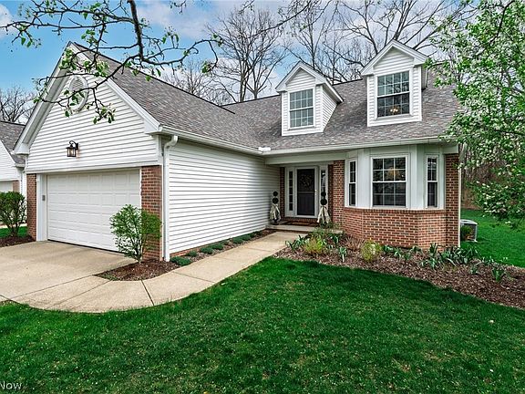 2nd image of 448 E Reserve Dr
