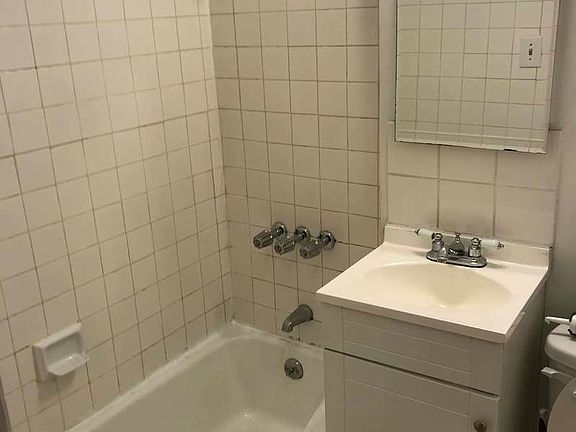 2nd image of 341 W 88th St APT 3B