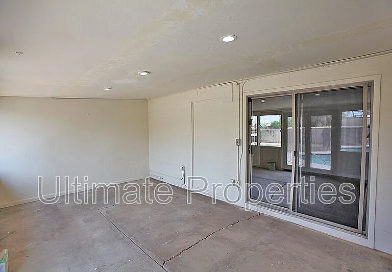 4129 E Bluefield Ave — Photo 23