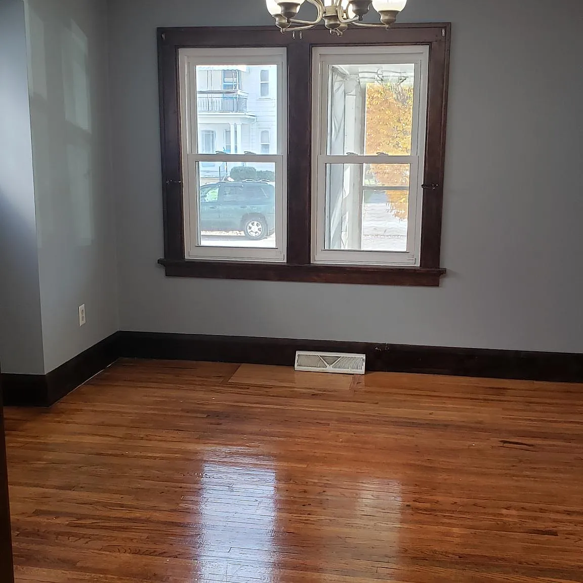 3 bed, 1344 sqft, $1,500 — Photo 2