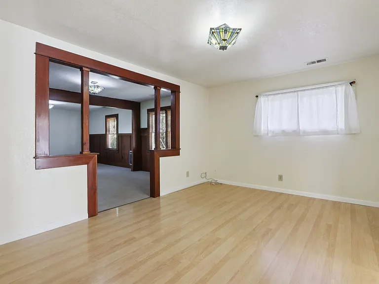 8201 Appian Way — Photo 6