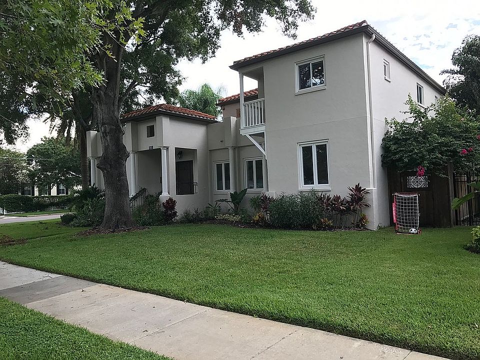 2nd image of 301 W Davis Blvd