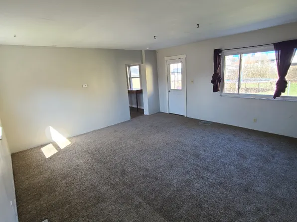 1105 1st Ave #1, Brackenridge, PA 15014
