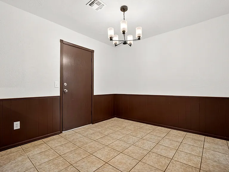742 W Juniper Dr — Photo 17