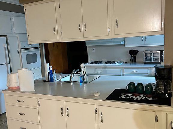 5th image of 1107 Julia St