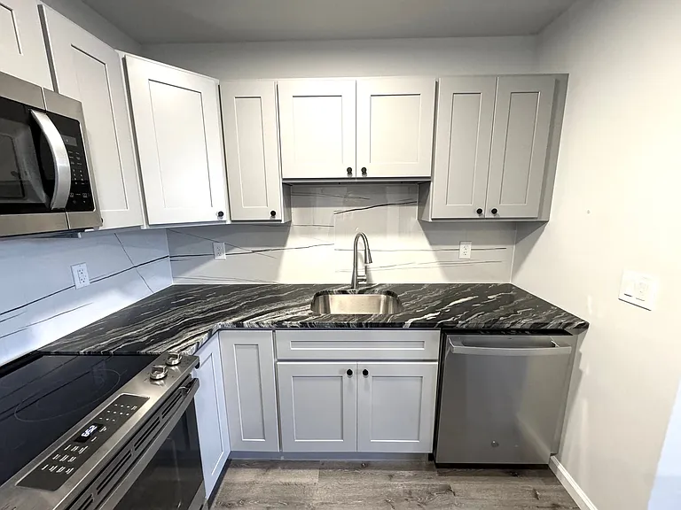 810 Monocacy St #207 — Photo 23