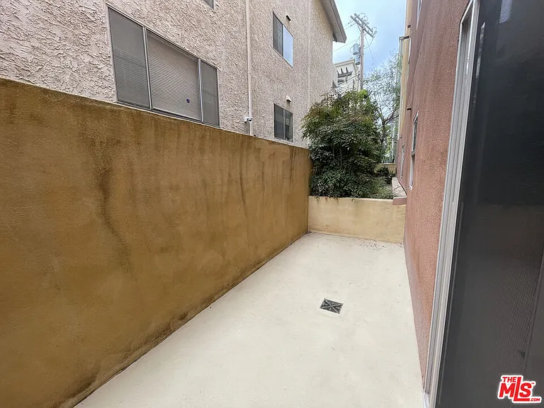 1511 Camden Ave #104 — Photo 16