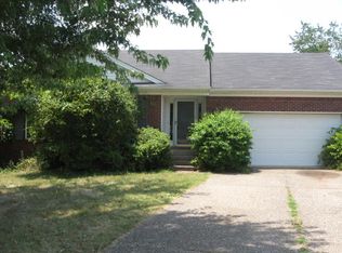 6106 Dalia Ct, Louisville, KY 40272