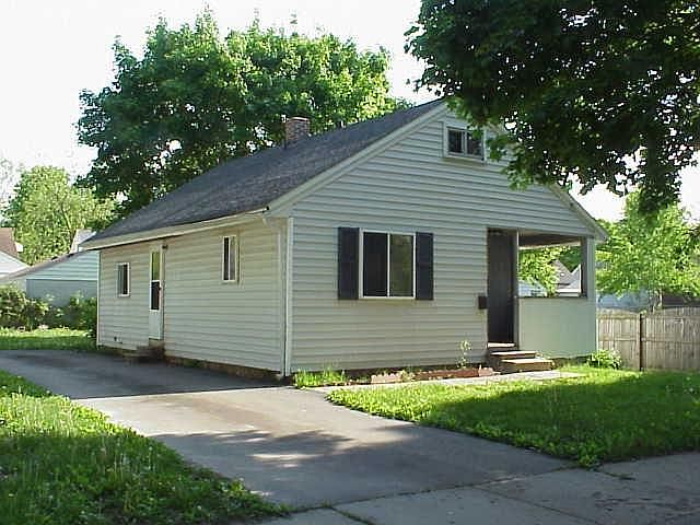 2434 Dakota Ave