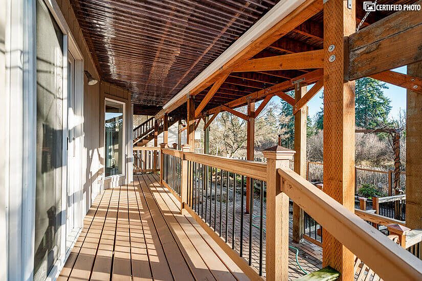 Beautiful Beaverton Furnished Bungalow