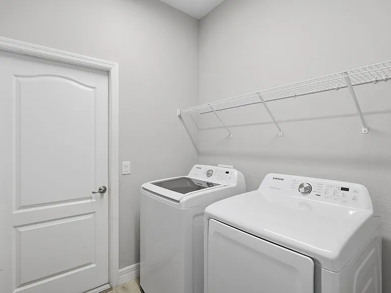 5574 SW 128th Pl — Photo 52