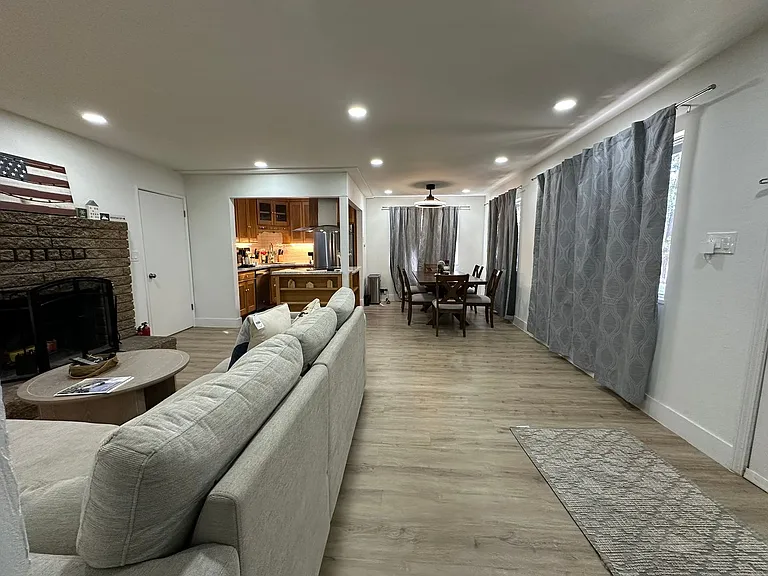 1083 Aspenwald Rd #A — Photo 10