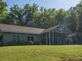 300 Woodland Ter, Calhoun, GA 30701