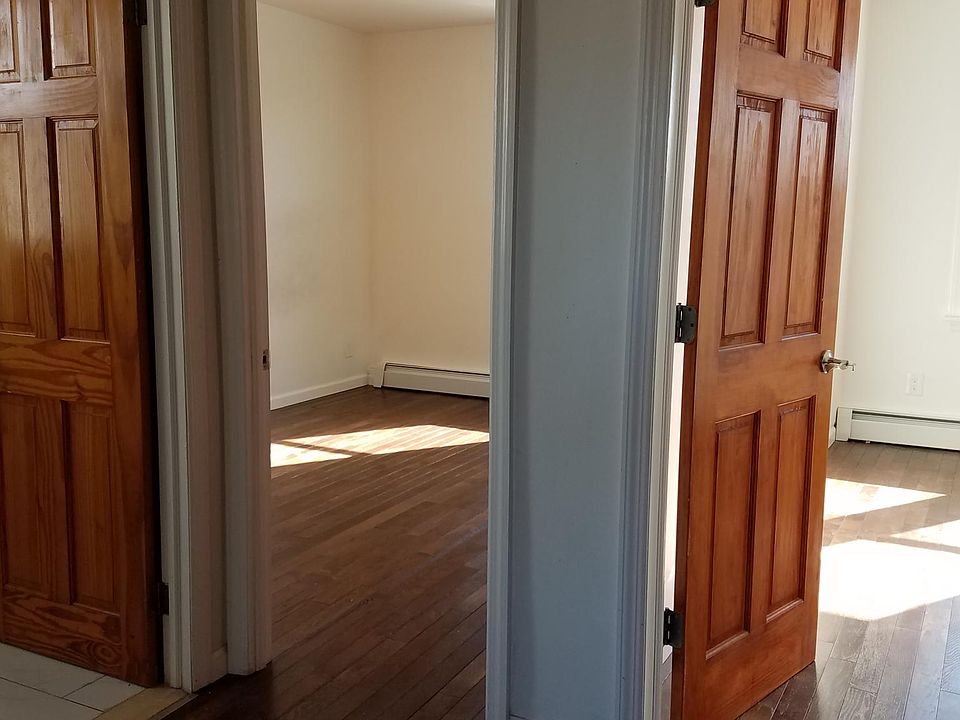 1st image of 100-12 27th Ave