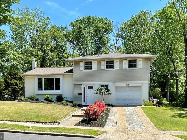 2108 Arleigh Rd, Cinnaminson, NJ 08077