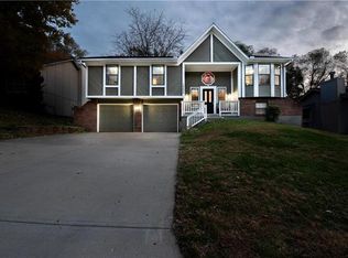 10405 NW 57th Ter, Kansas City, MO 64152