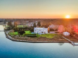 27 Old Point Rd #Q, East Quogue, NY 11942