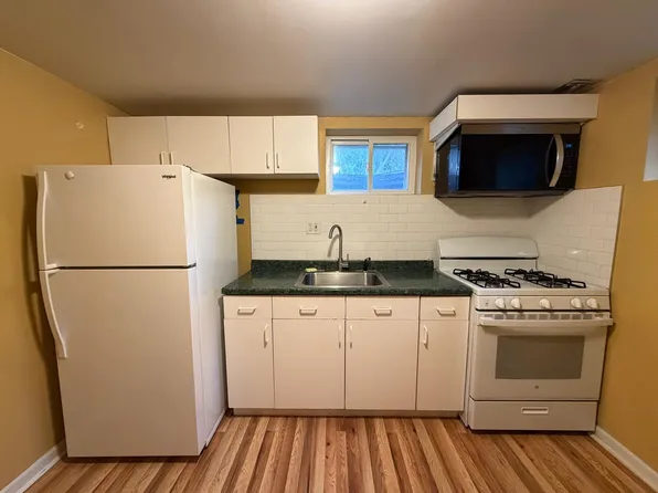 (undisclosed Address), Huntington, NY 11743