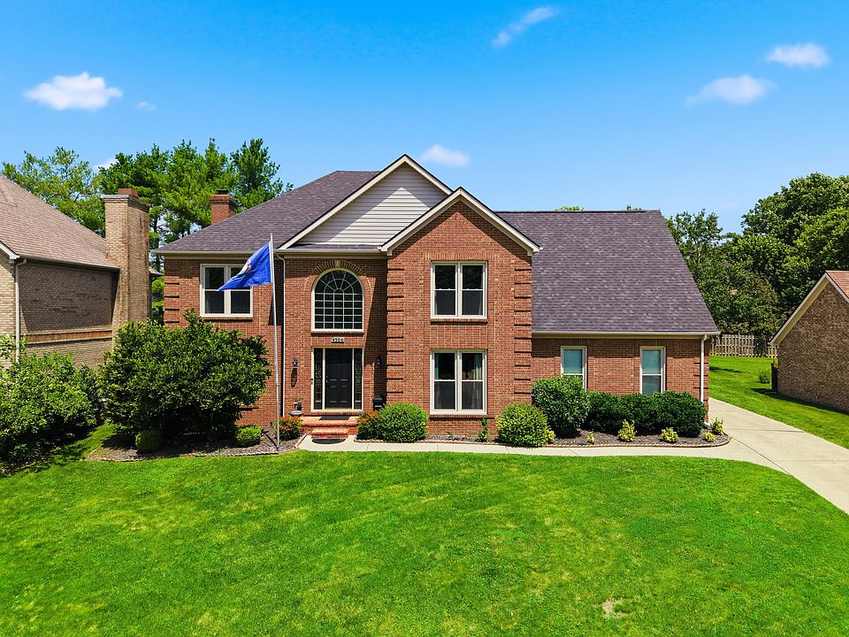 1st image of 4504 Thornbridge Ln