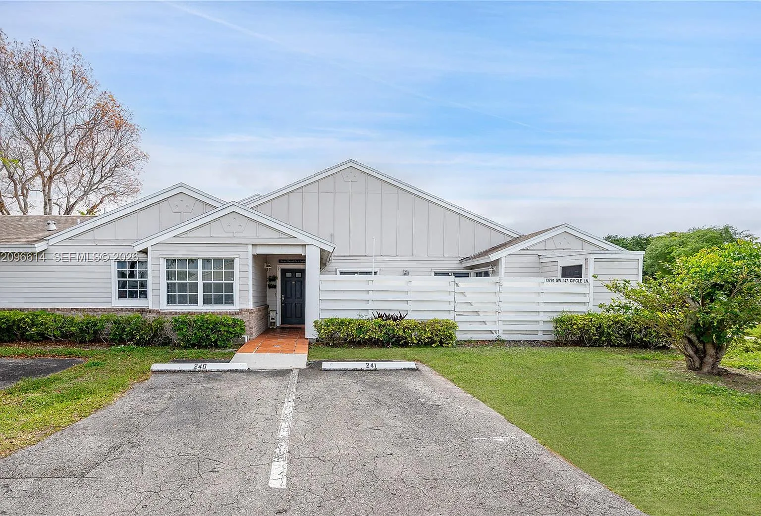 Vilg Homes Country Walk C — Photo 4