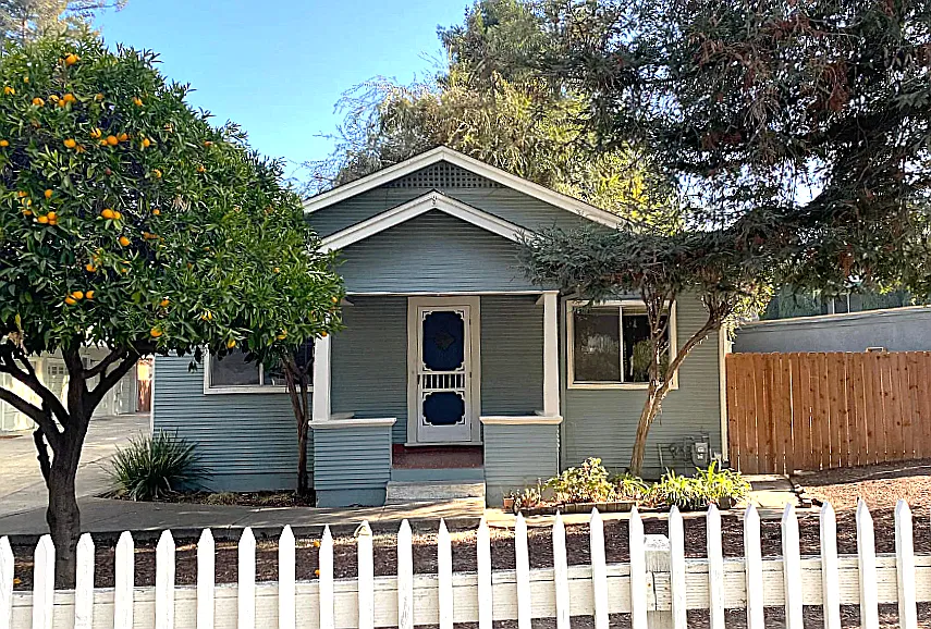 2 bed, 1000 sqft, $4,200 — Photo 1