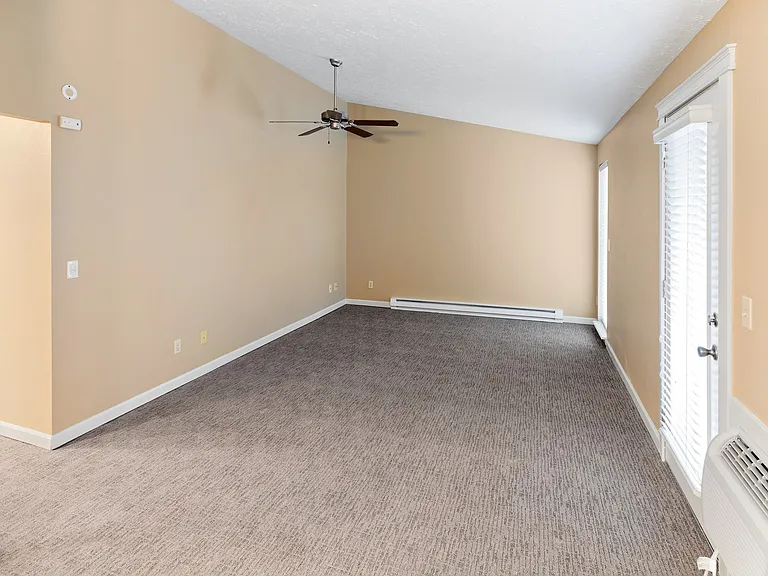 Graymayre Crossing Apartments — Photo 64