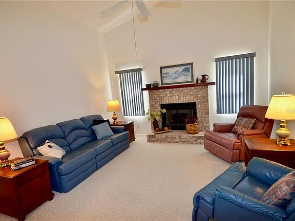 3rd image of 2228 E Village Cir