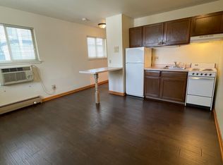 29 N Hancock St APT 203, Madison, WI 53703