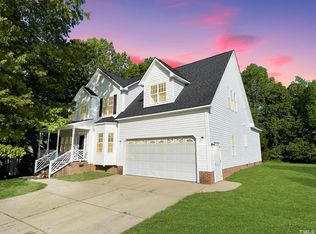 112 Worthington Ct, Clayton, NC 27527