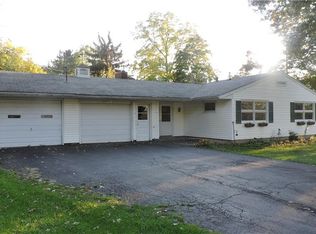 9 Delaware Ave, Rochester, NY 14623
