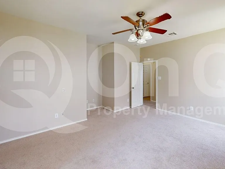 10301 Waterbury Dr — Photo 10