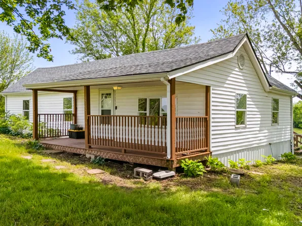 5762 Chiles Hwy, Mount Sterling, KY 40353