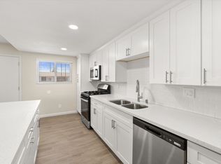 5220 Tyler St APT 8, Riverside, CA 92503