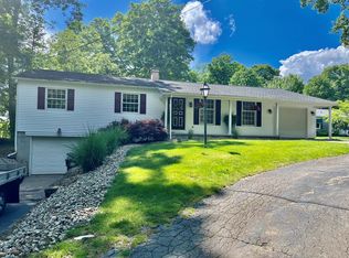 9962 Sena Ln, Poland, OH 44514