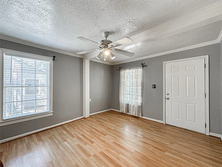 132 Grothe Ln — Photo 10