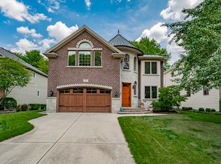 628 N Webster St, Naperville, IL 60563