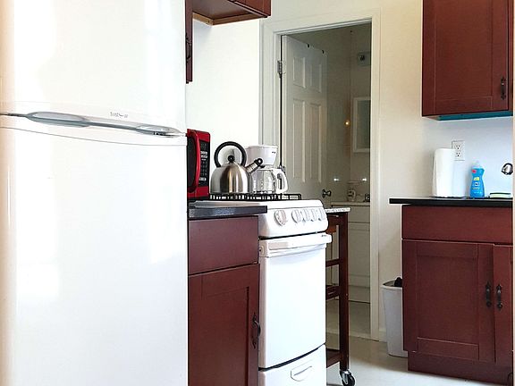 3rd image of 102 W 134th St APT 5D