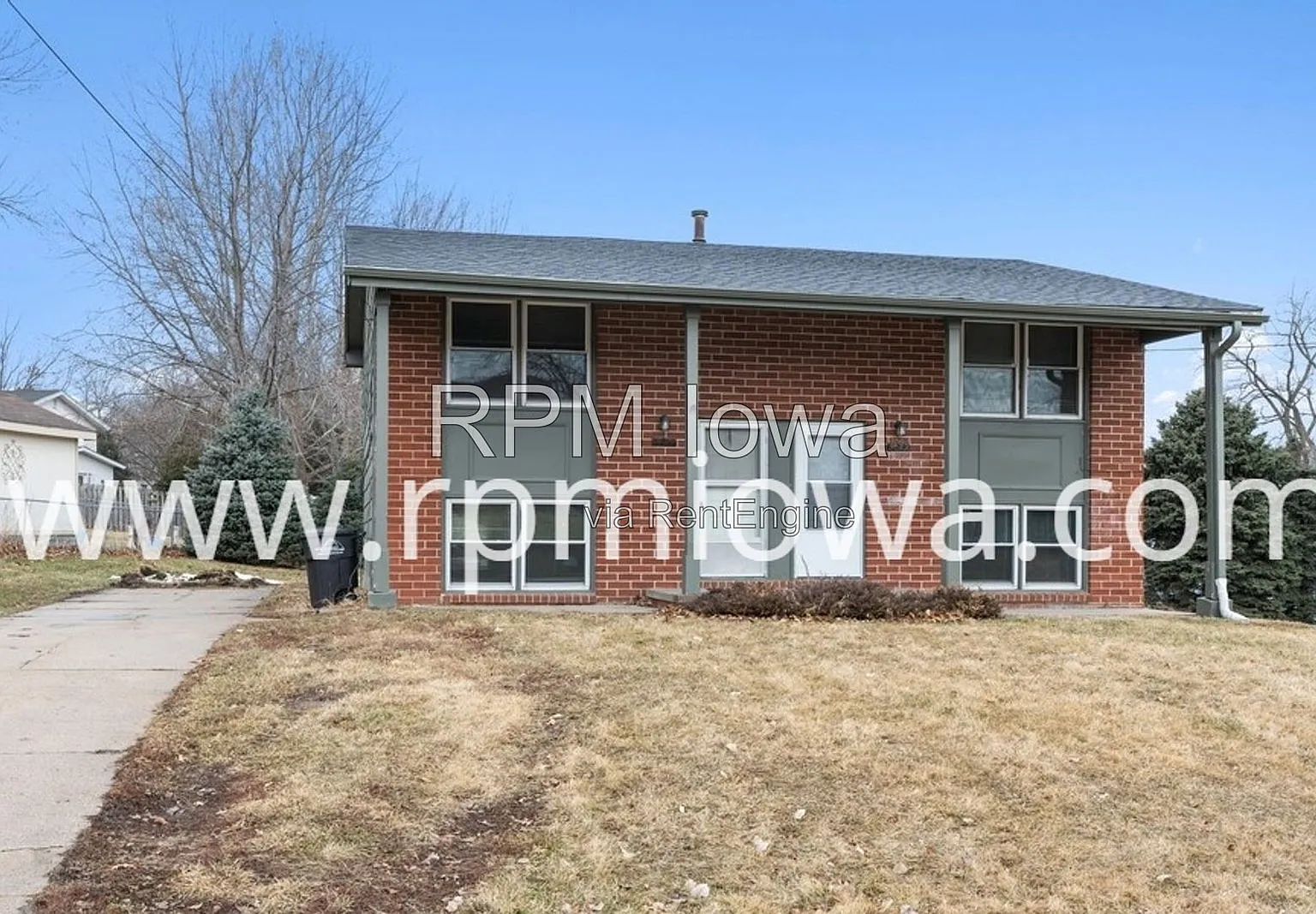 2 bed, 1.0 bath, 490 sqft, $1,145 — Photo 1