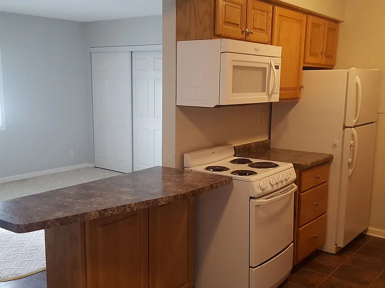 1115-1120 Doreen Ct — Photo 5