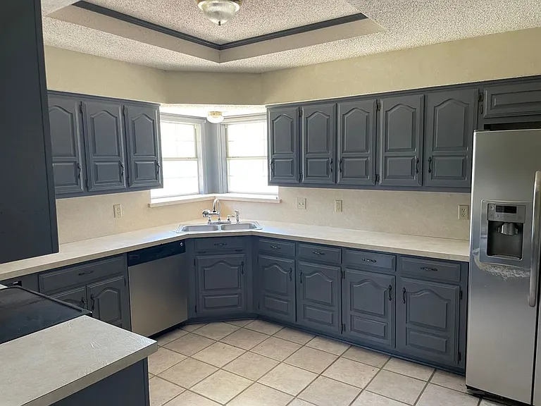 932 Valley View Ave — Photo 5