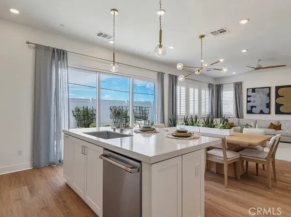 1212 Hinnen Ave, Hacienda Heights, CA 91745