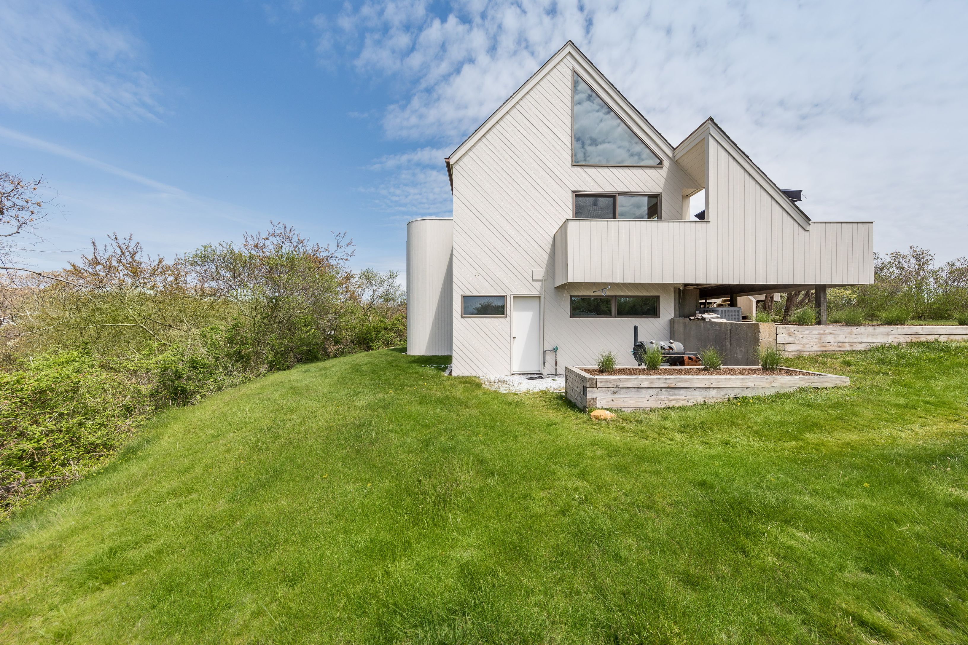 657 Old Montauk Hwy, Montauk, NY 11954 | Out East