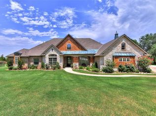 2929 NW 33rd St, Newcastle, OK 73065