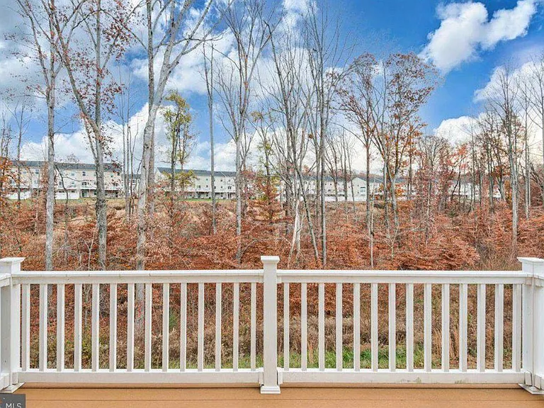 133 Streamview Dr — Photo 14