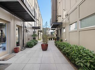 1153 N 82nd St, Seattle, WA 98103