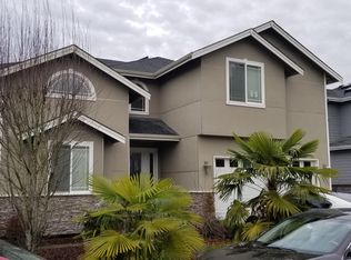 915 SW 122nd St, Seattle, WA 98146