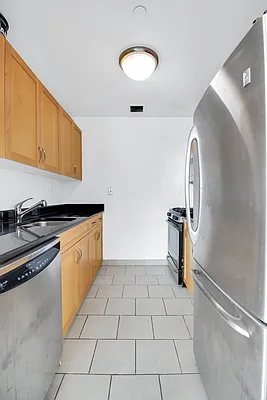 Rented by The Berkson Group | media 8