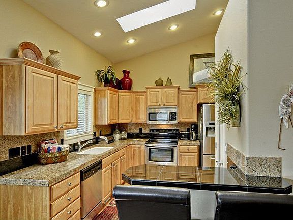 3rd image of 10258 W Waterway Ct