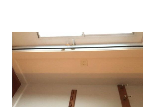 2nd image of 361 Trumbull Ave SE